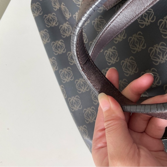 SOLD Vintage Loewe anagram tote - Picture 12 of 14